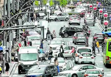 Plazos y excepciones: cuándo no podrás entrar en el centro de Bilbao con un 'coche contaminante'