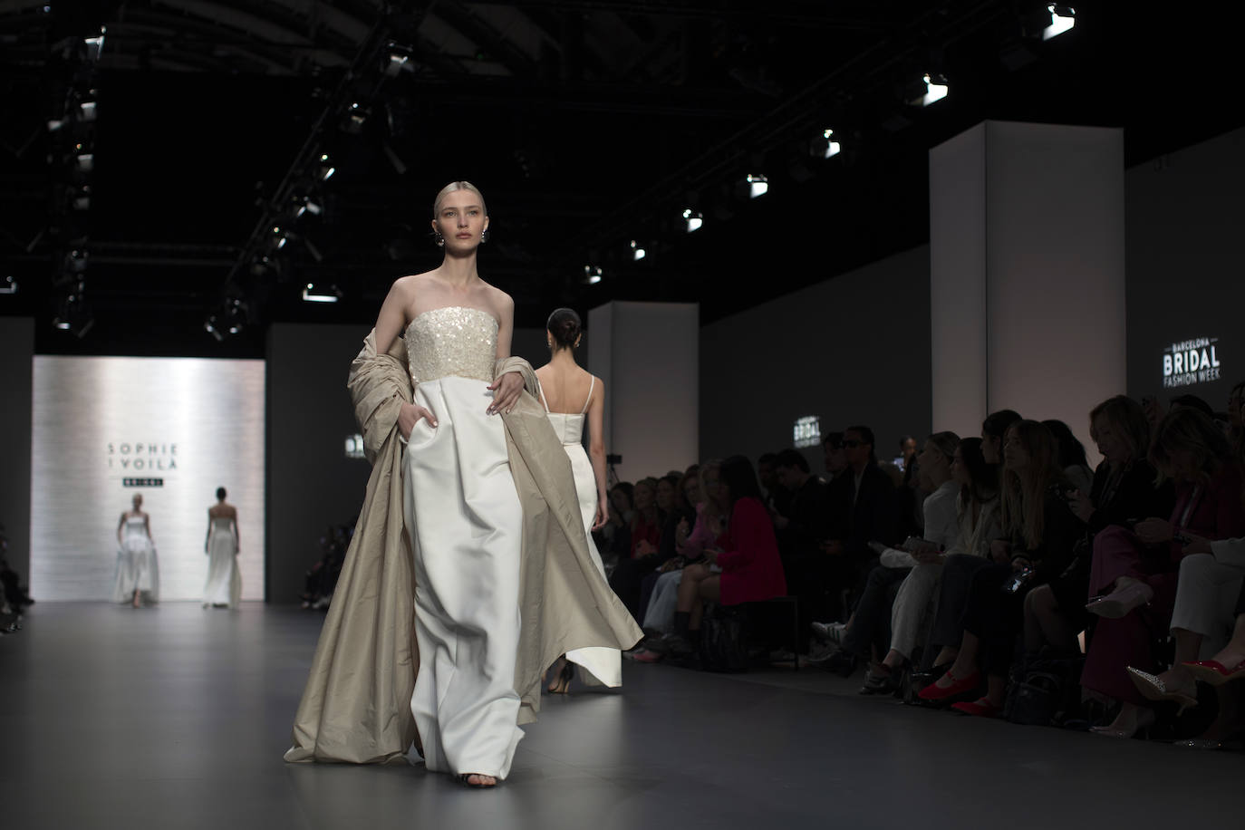 Las bilbaínas Sophie et Voilà se consagran como las mejores diseñadoras nupciales del mundo