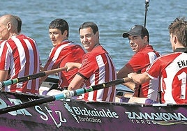El remo ha sido una parte muy importante de la vida de Imanol Pradales, quien bogó durante 17 años en la Sotera de Santurtzi y fue directivo del club otros cuatro.