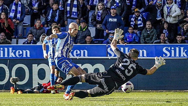 El Alavés enaltece su historia