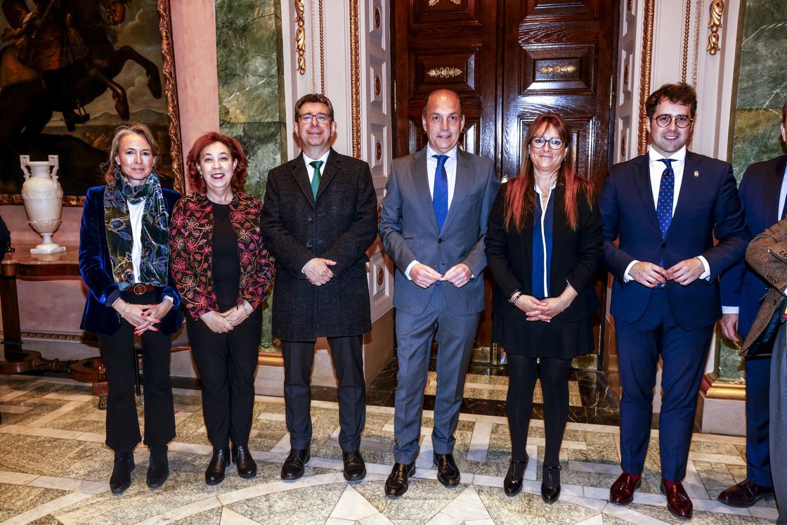 Blanca Lacunza, Miren Fernández de Landa, Iñaki Gurtubai, Miguel Garnica, Ana Salazar e Iñaki García Calvo.