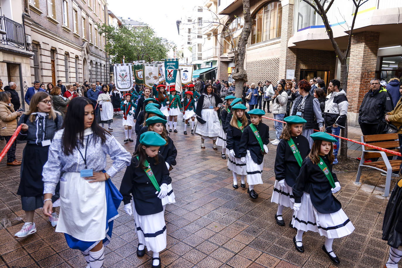 La Tamborrada de San Prudencio también es cosa de pequeños