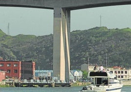 El puente de Rontegi se inauguró el 29 de abril de 1983.