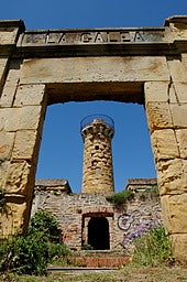 El fuerte de la Galea lleva décadas abandonado.
