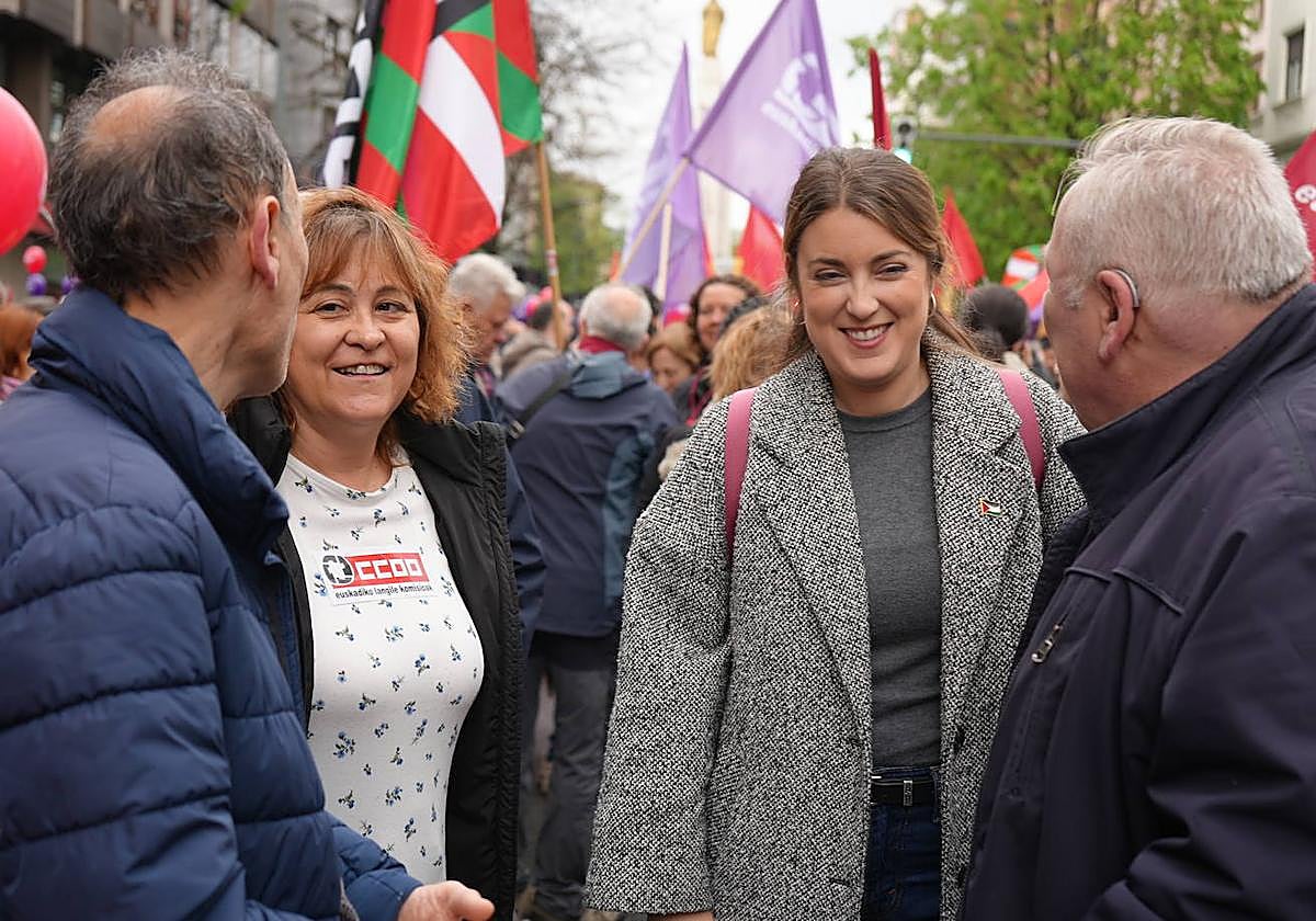 La que fuera candidata a lehendakari de Sumar, Alba García, en las concetraciones del Primero de Mayo.