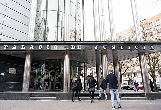 El juicio se celebró en el Palacio de Justicia de Vitoria.