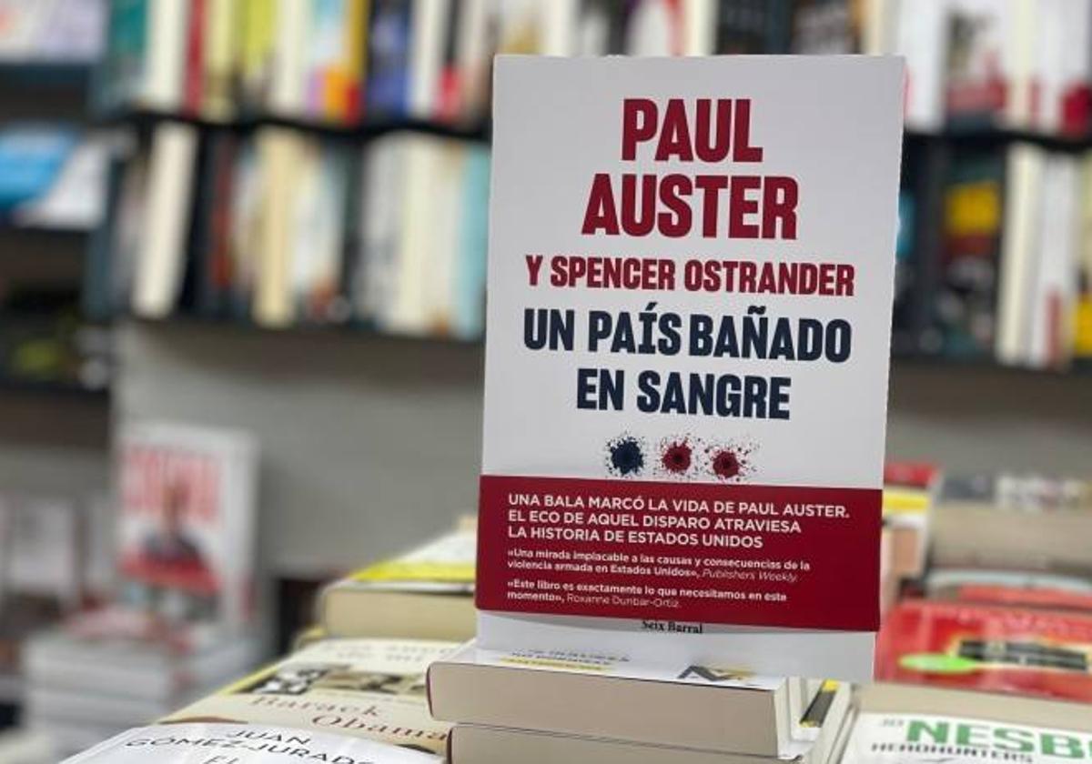 Las armas y la historia de la abuela de Paul Auster, que mató a su marido de un tiro a sangre fría