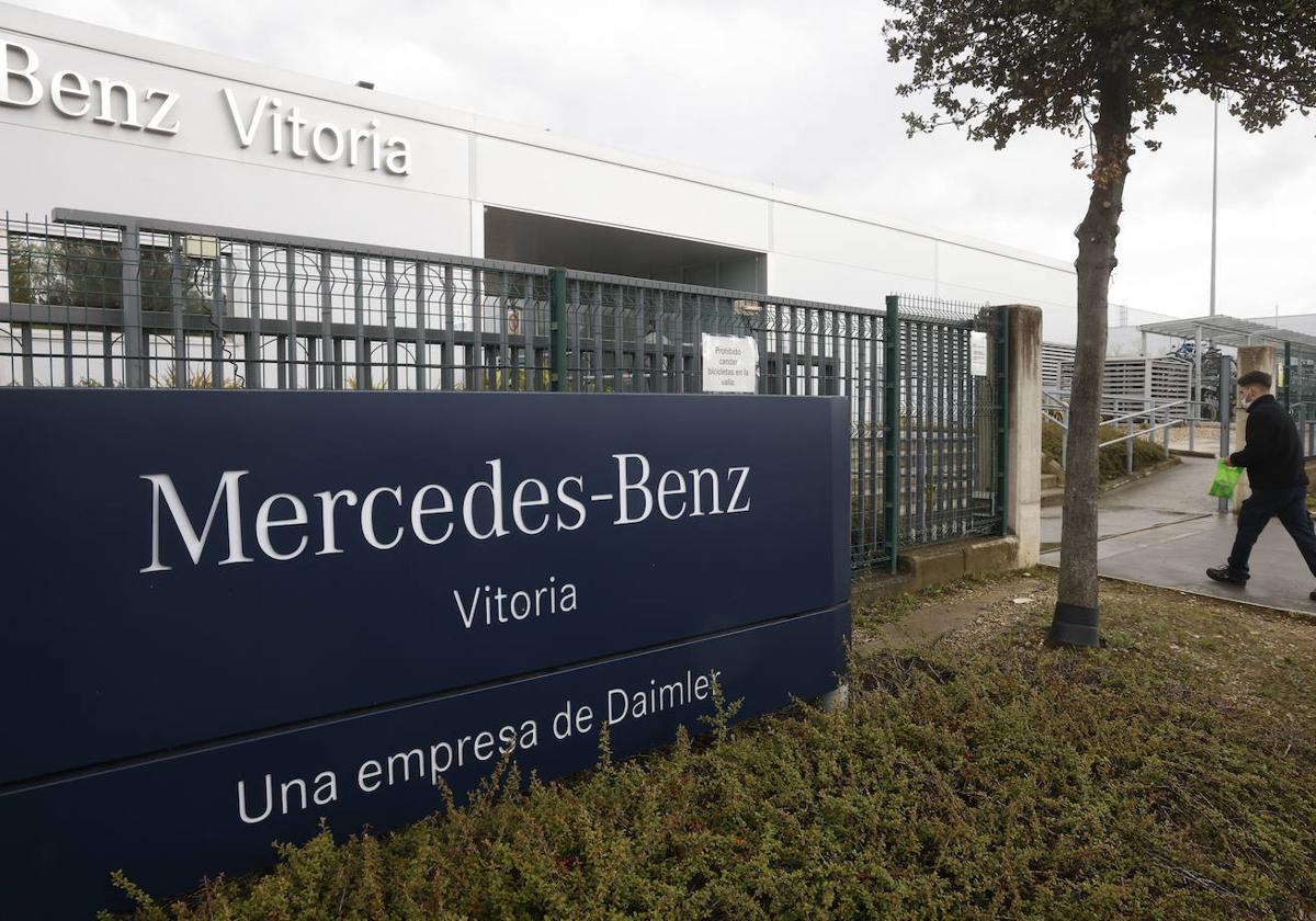 Estas son las rutas del servicio de transporte de empleados de Mercedes-Vitoria