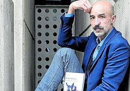 «Lo que está más cerca es invisible», dice Jesús Carrasco.