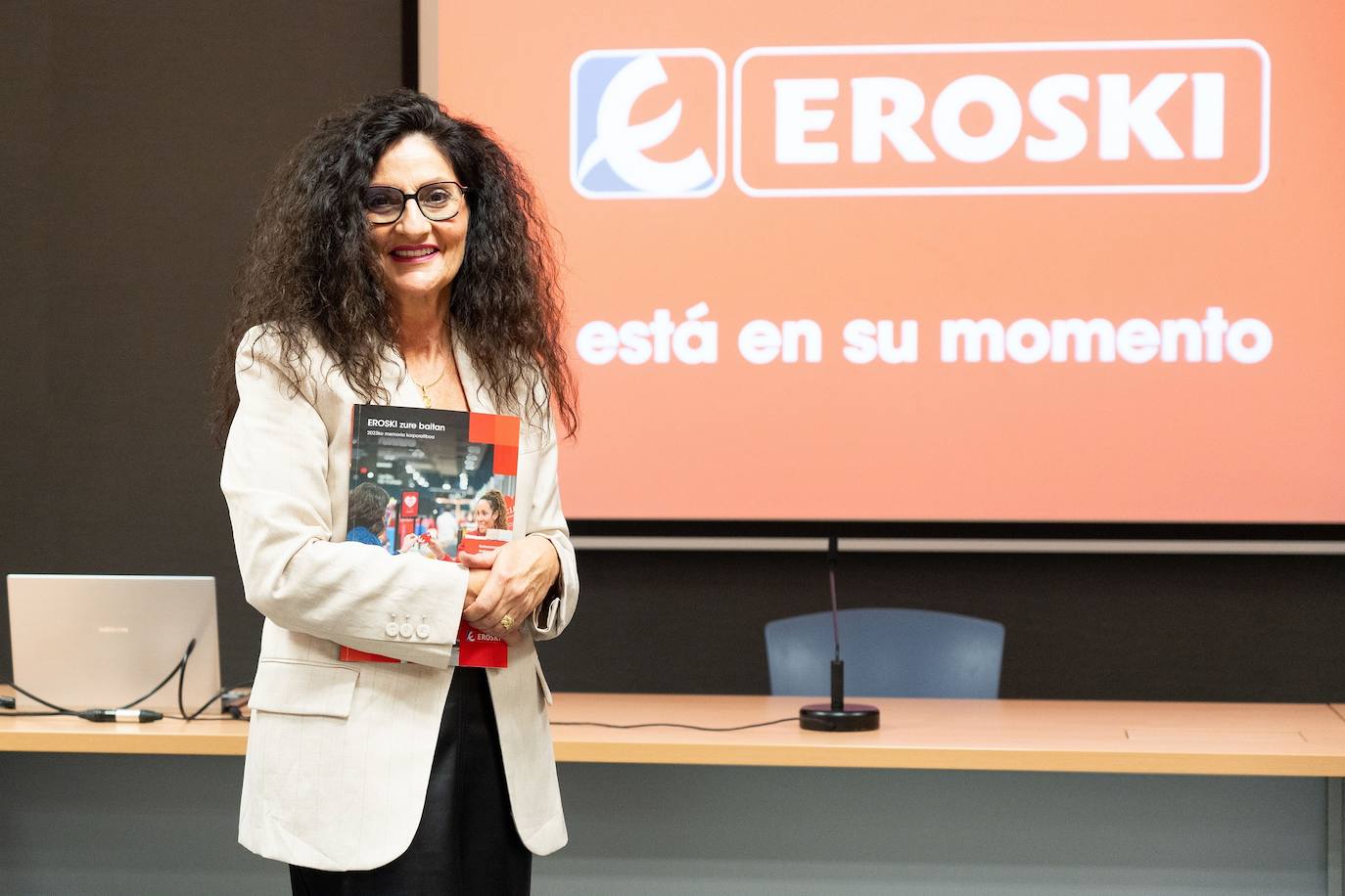 La primera ejecutiva de Eroski, Rosa Carabel