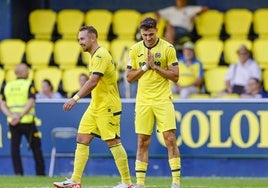 Ontiveros y Forés, las amenazas del Villarreal B al Amorebieta