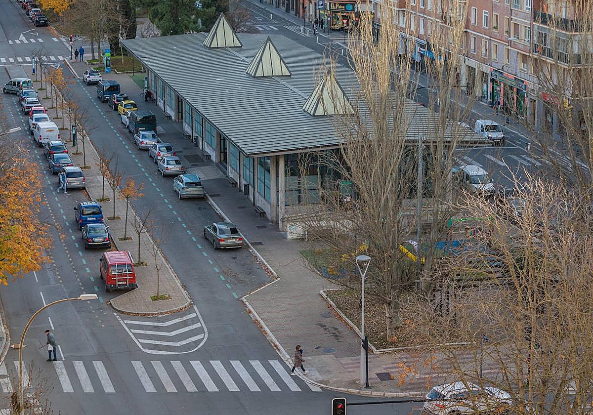 Vitoria suma un nuevo aparcamiento para 174 bicis dentro de la antigua estación de Los Herrán
