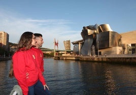 Luna de miel en Bilbao tras la final de Copa en Sevilla