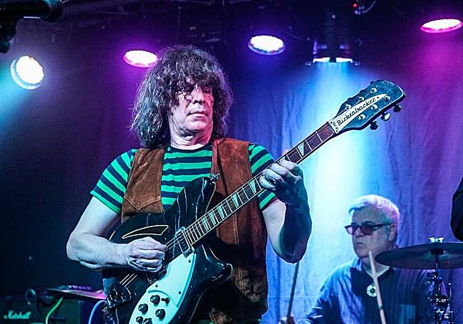 El pelazo del líder Bobby Beaton