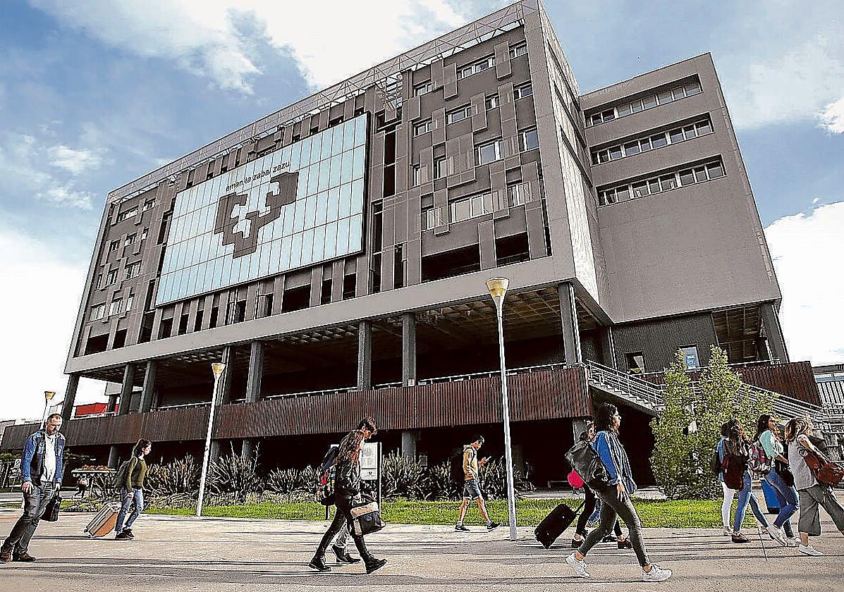 La universidad también se sitúa entre las 500 mejores del ranking de Shanghái.