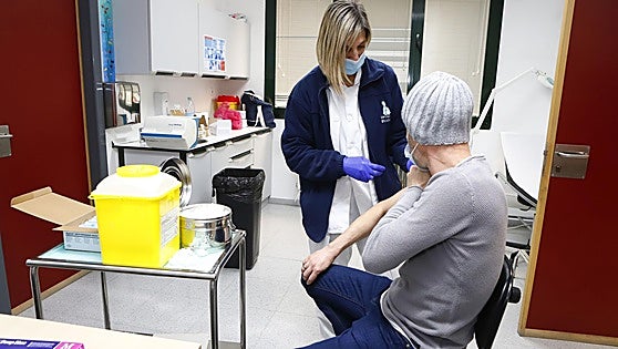Sanidad ensaya en Vitoria consultas grupales para viajar a países exóticos