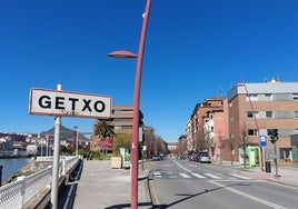 Tramo de la calle Eduardo Coste en el que se construirá el futuro bidegorri que unirá Getxo con Leioa.