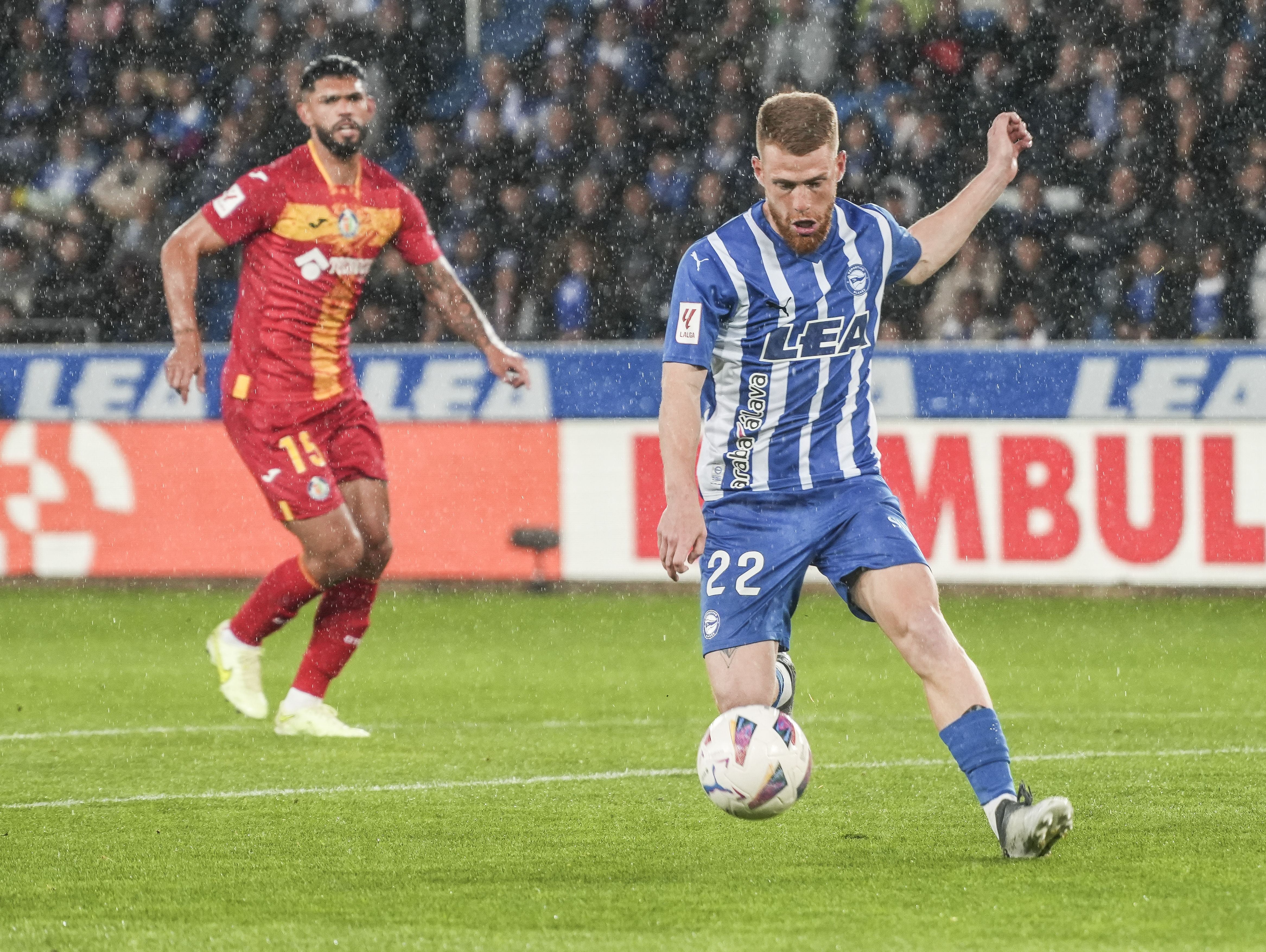 El 1x1 del Alavés-Getafe: Carlos Vicente, el mejor, estrena su cuenta goleadora