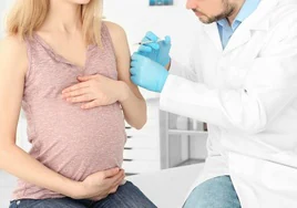 Osakidetza incorpora un test a embarazadas que evita 40 amniocentesis al mes