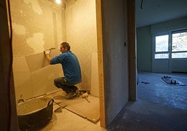 El Ayuntamiento de Vitoria prevé avalar ayudas bancarias para impulsar la rehabilitación