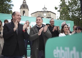 Pernando Barrena y Arnaldo Otegi, en un acto de Bildu.