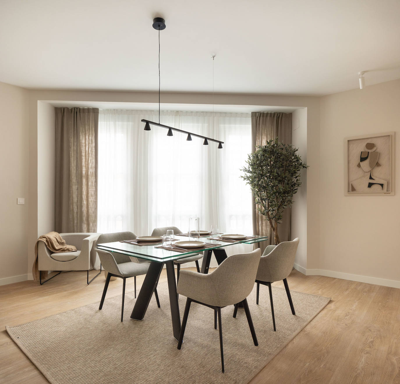 Un piso de 100 metros en el Ensanche de Bilbao en el que la cocina es la estrella