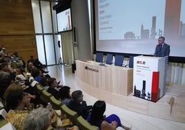 El lehendakari, Iñigo Urkullu, durante la asamblea general de ASLE celebrada en la Torre Iberdrola.