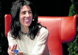 La autora gaditana es una de las representantes de la nueva poesía española.