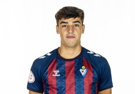 El Athletic incorpora a un central procedente del Eibar para su filial