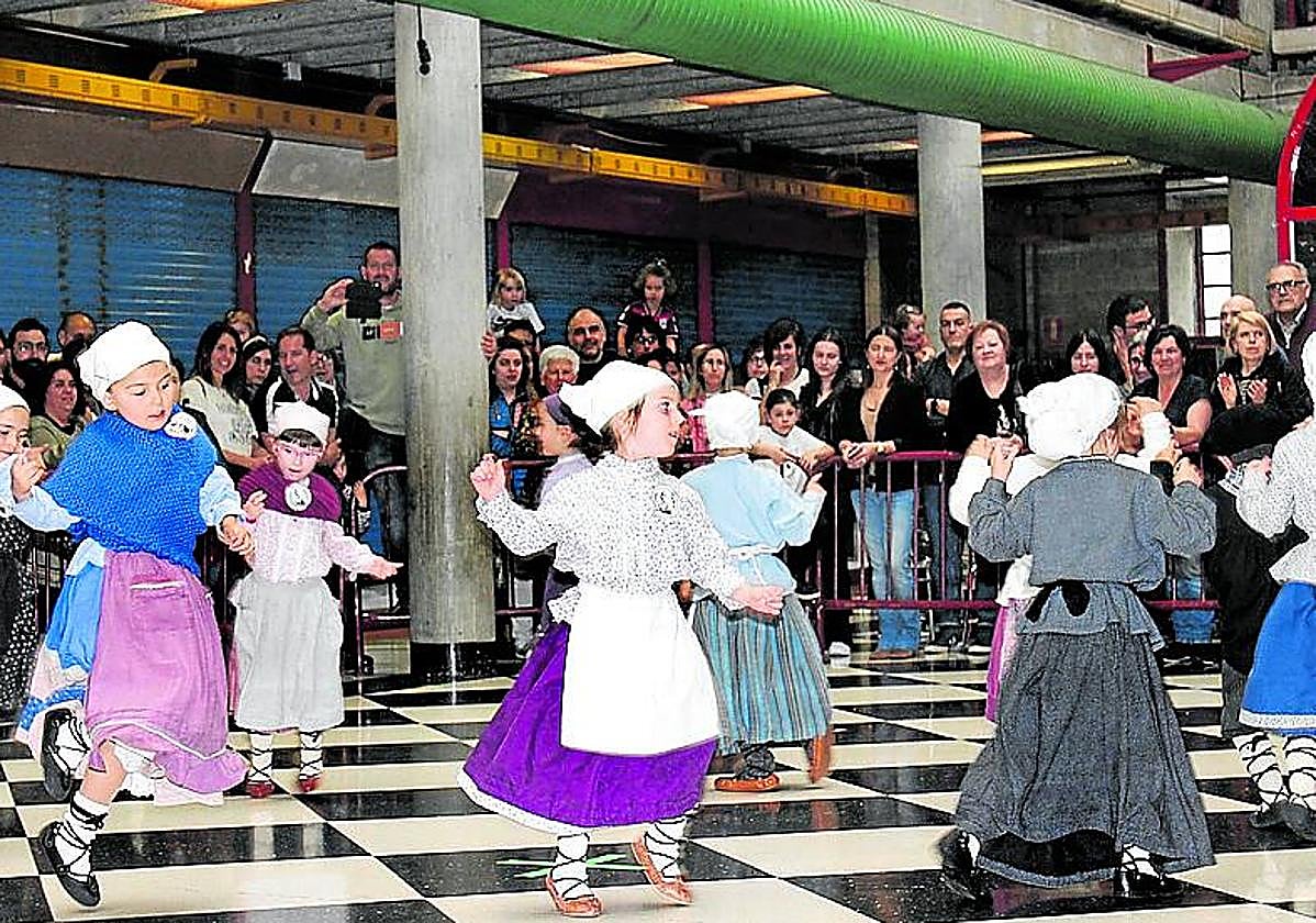 El próximo fin de semana se celebrará en Ermua el Txindurri Eguna.