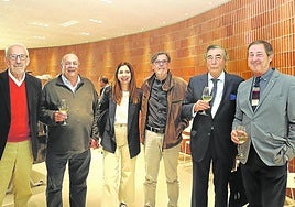 Joaquín Jover, Álvaro Vidal Abarca, Jimena Ruiz de Landa, Patxi Cortázar, Juan Adrián Bueno y José Luis Catón.