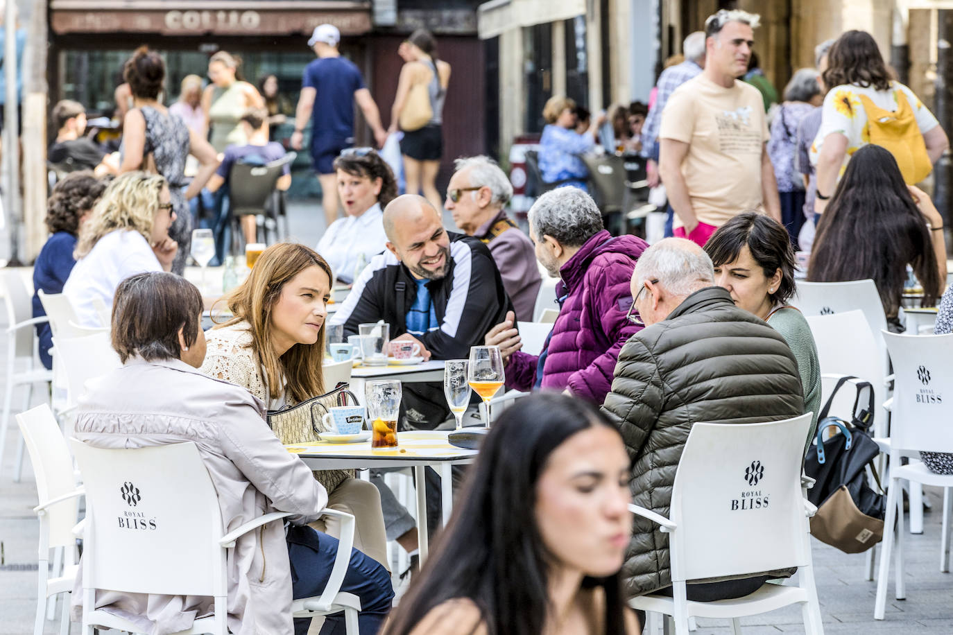 Álava acaricia el verano por unos días