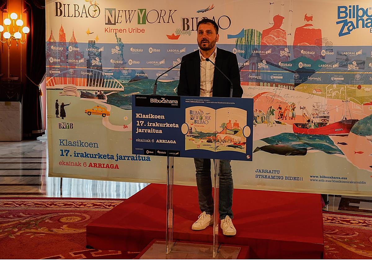 El propio Uribe ha participado en la lectura colectiva de 'Bilbao-New York-Bilbao'.