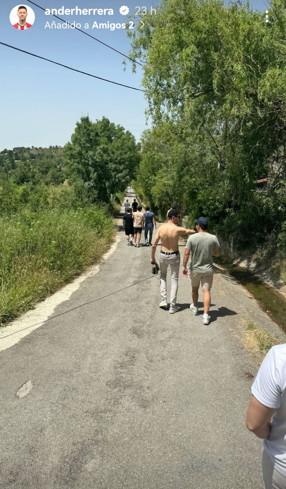 Ander Herrera este sábado con amigos en Jaca (08/06).