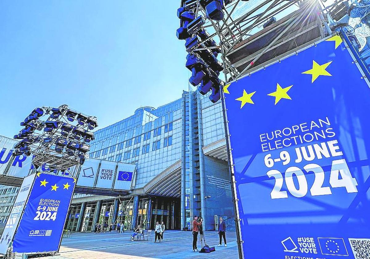 Vista de la entrada de la sede del Parlamento Europeo en Bruselas.