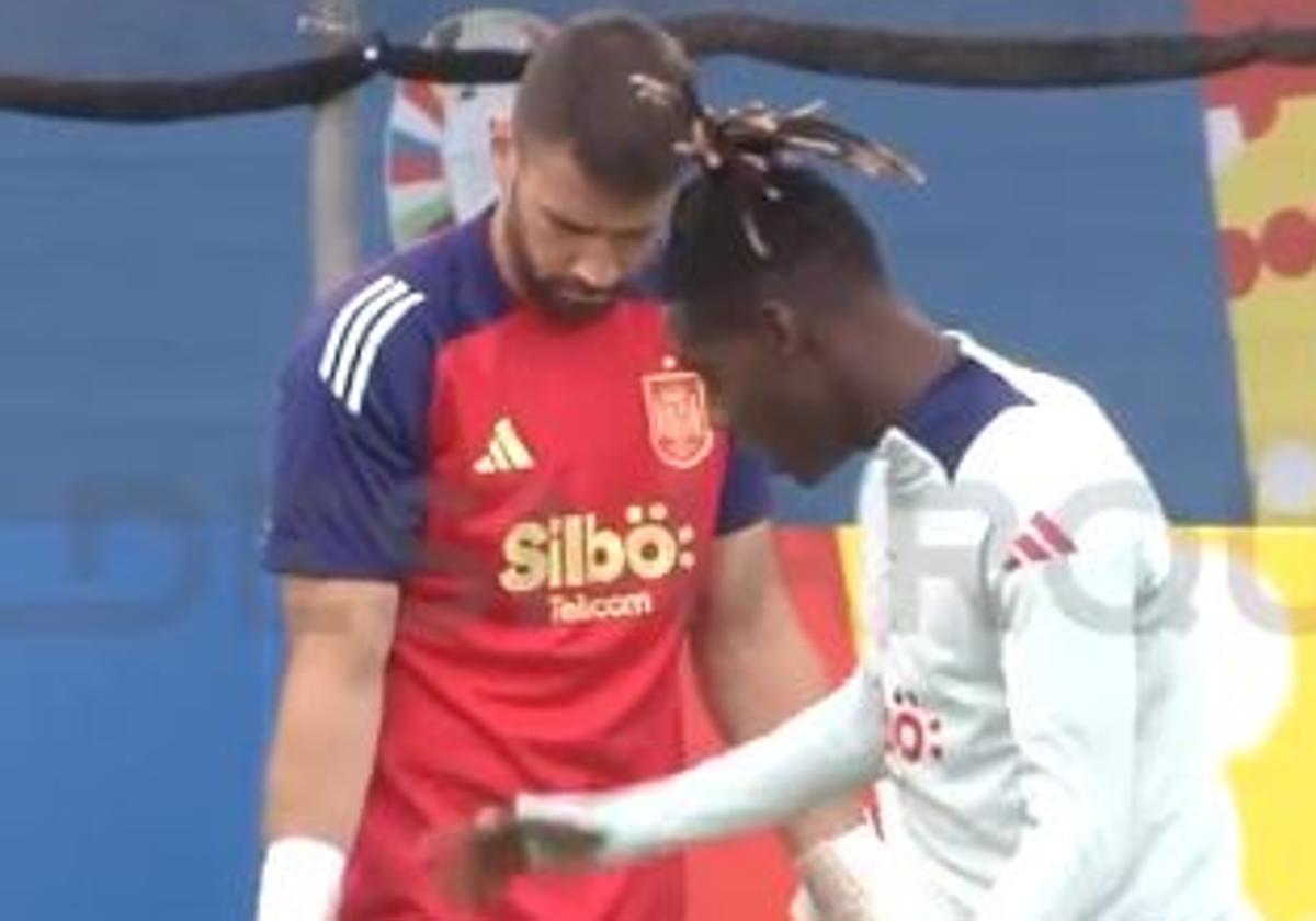 Unai Simón recibe un pisotón de Nico Williams en el entrenamiento y su conversación no tiene desperdicio