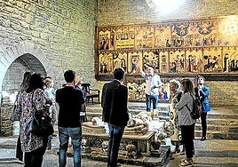 Las visitas podrán volver a ver la capilla de los Ayala este verano.