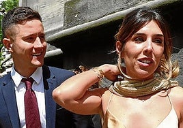 Ander Herrera y su mujer Isabel.