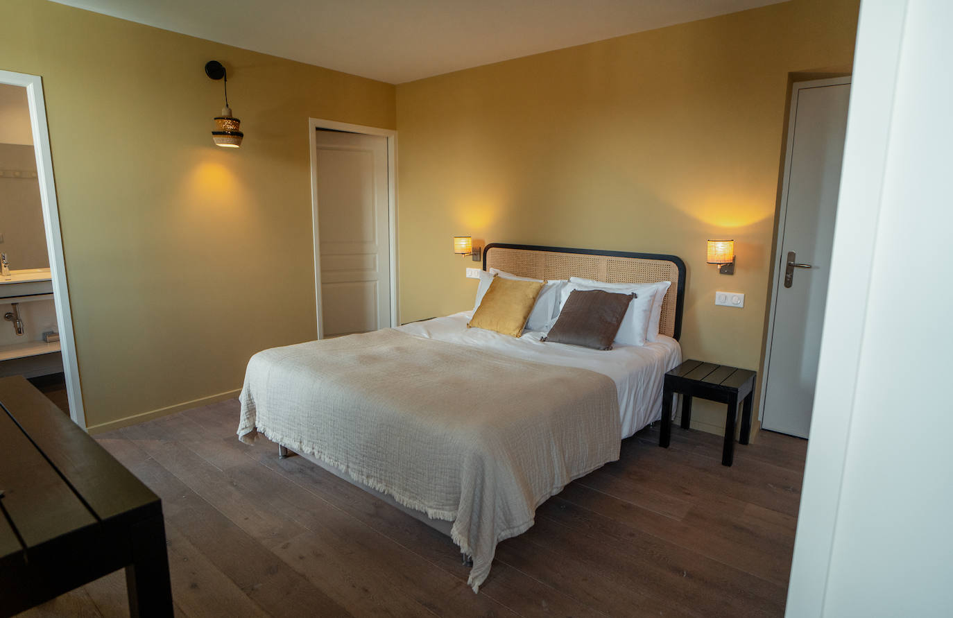 Una madre y su hija convierten una granja en una casa rural con encanto en el País Vasco francés