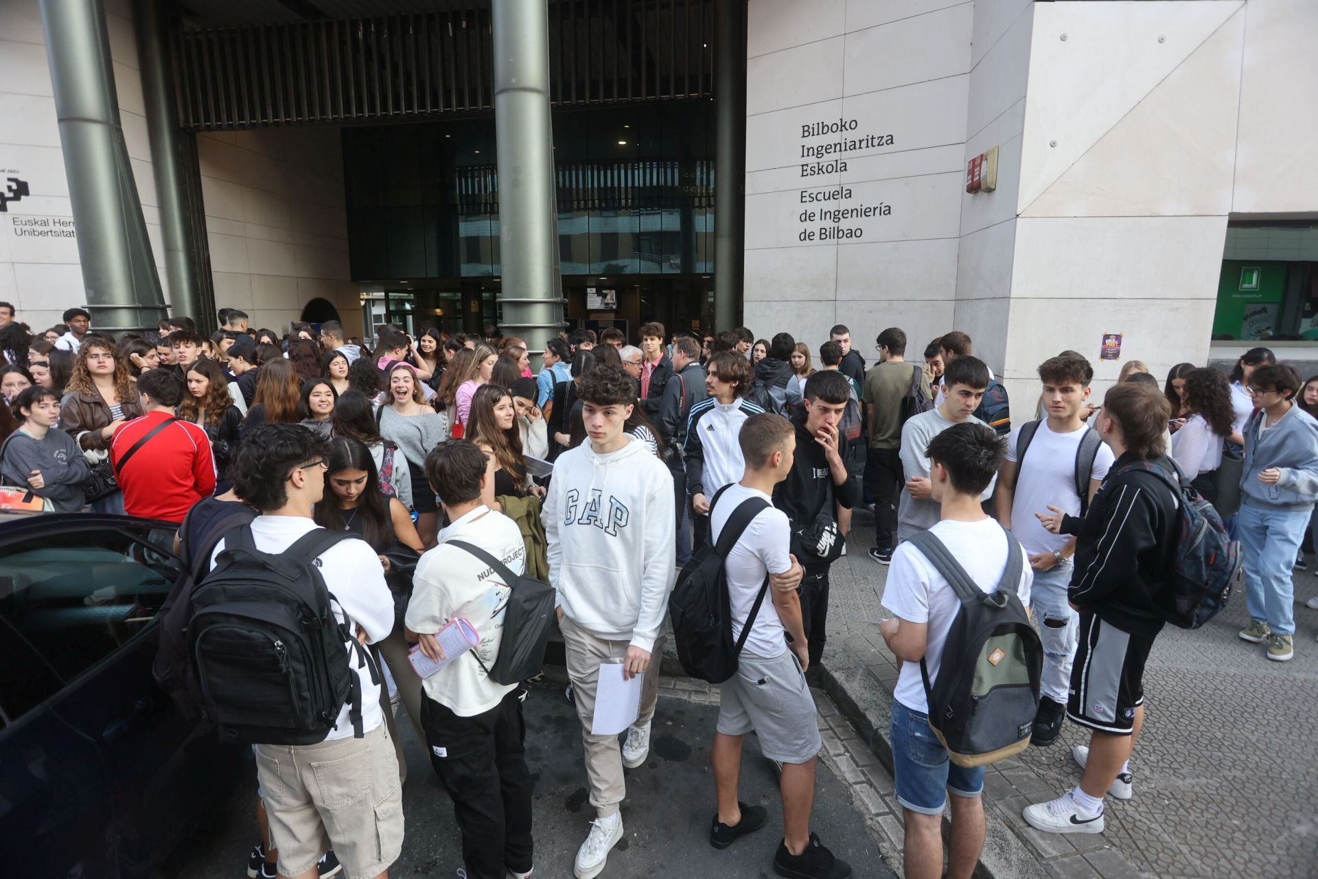 Alumnos que han hecho la Selectividad hace unos días.