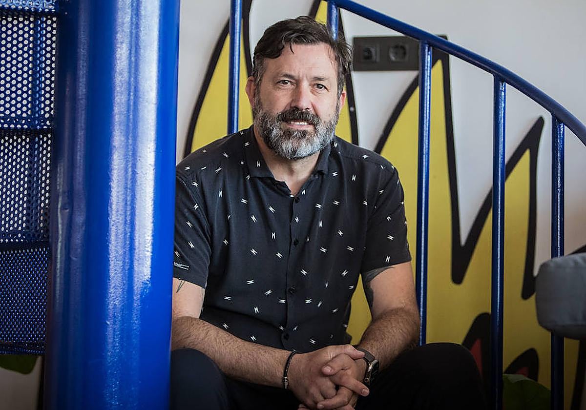 Alfonso Santiago, retratado esta misma semana en los cuarteles generales de Last Tour, en Bilbao.