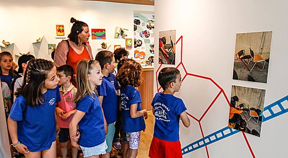 Un centenar de niños vascos se convierten en artistas y exponen sus obras en el Guggenheim