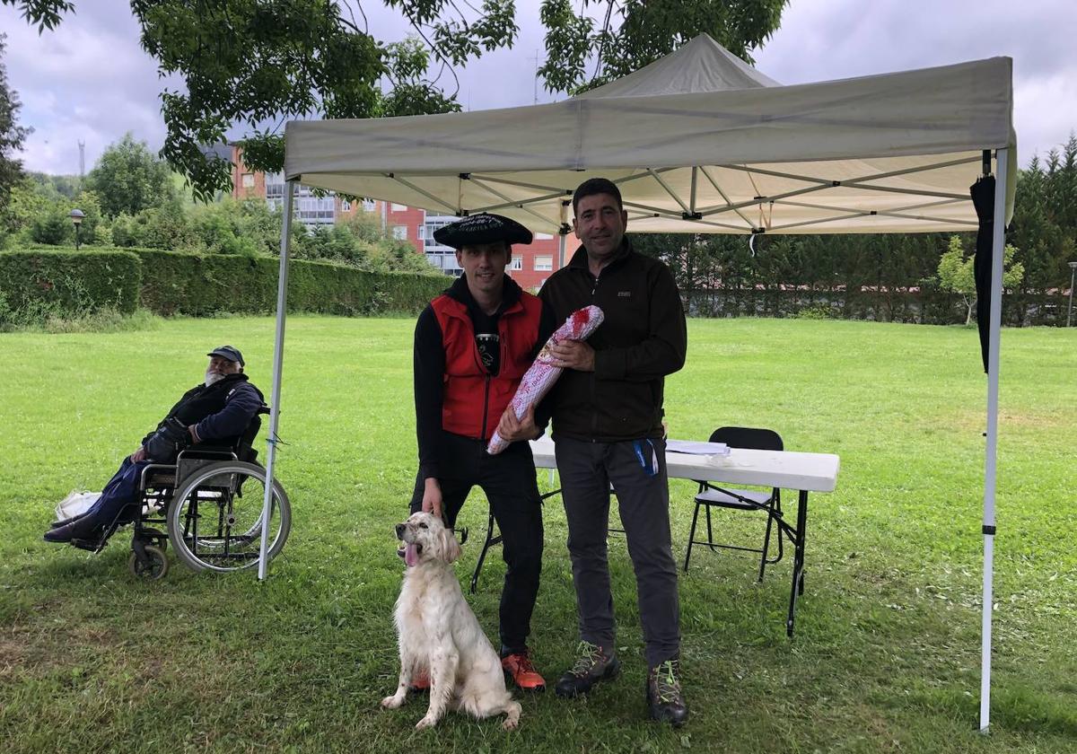 El campeón social fue la setter inglesa 'Ura' conducida por Erlantz Bilbao.