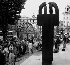 La escultura se inauguró tal día como este martes de 1997