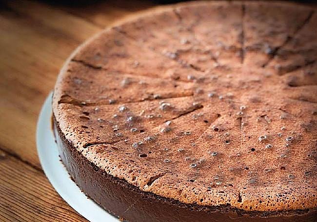 o bolo de chocolate mais feio de Vila de Rei'