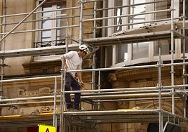 Las constructoras demandan mano de obra cualificada.