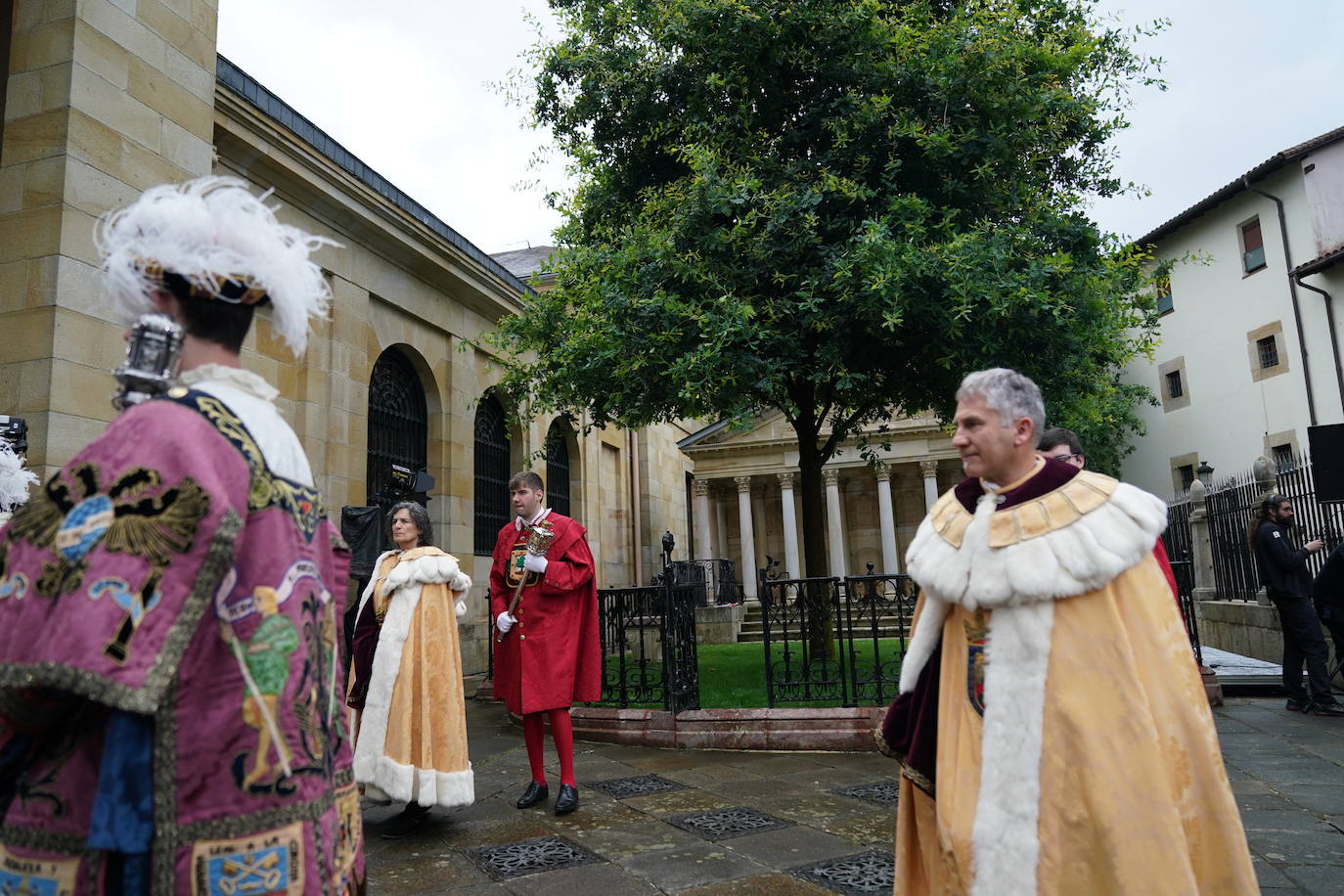 El acto está cargado de simbolismo.