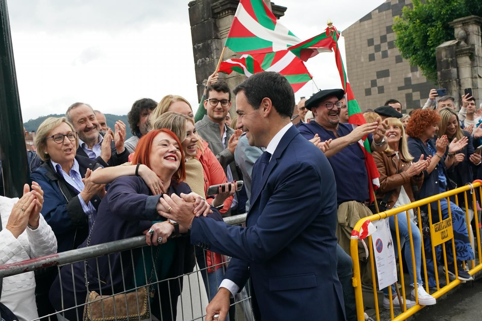 Pradales se mostró cercano tras jurar su cargo