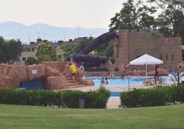 Un pueblo de La Rioja permitirá el baño en toples tras una recomendación del Defensor del Pueblo