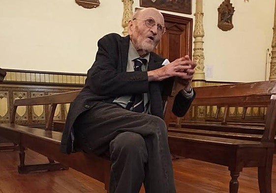 El escritor brinda con este libro una 'biografía interior'.